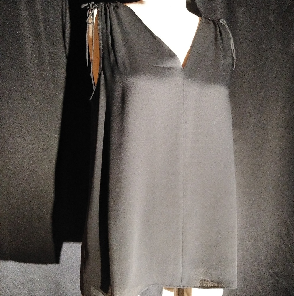 Loft Vneck Dressy Top